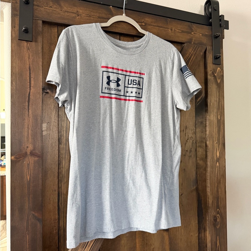 Under Armour Heather Gray T-Shirt